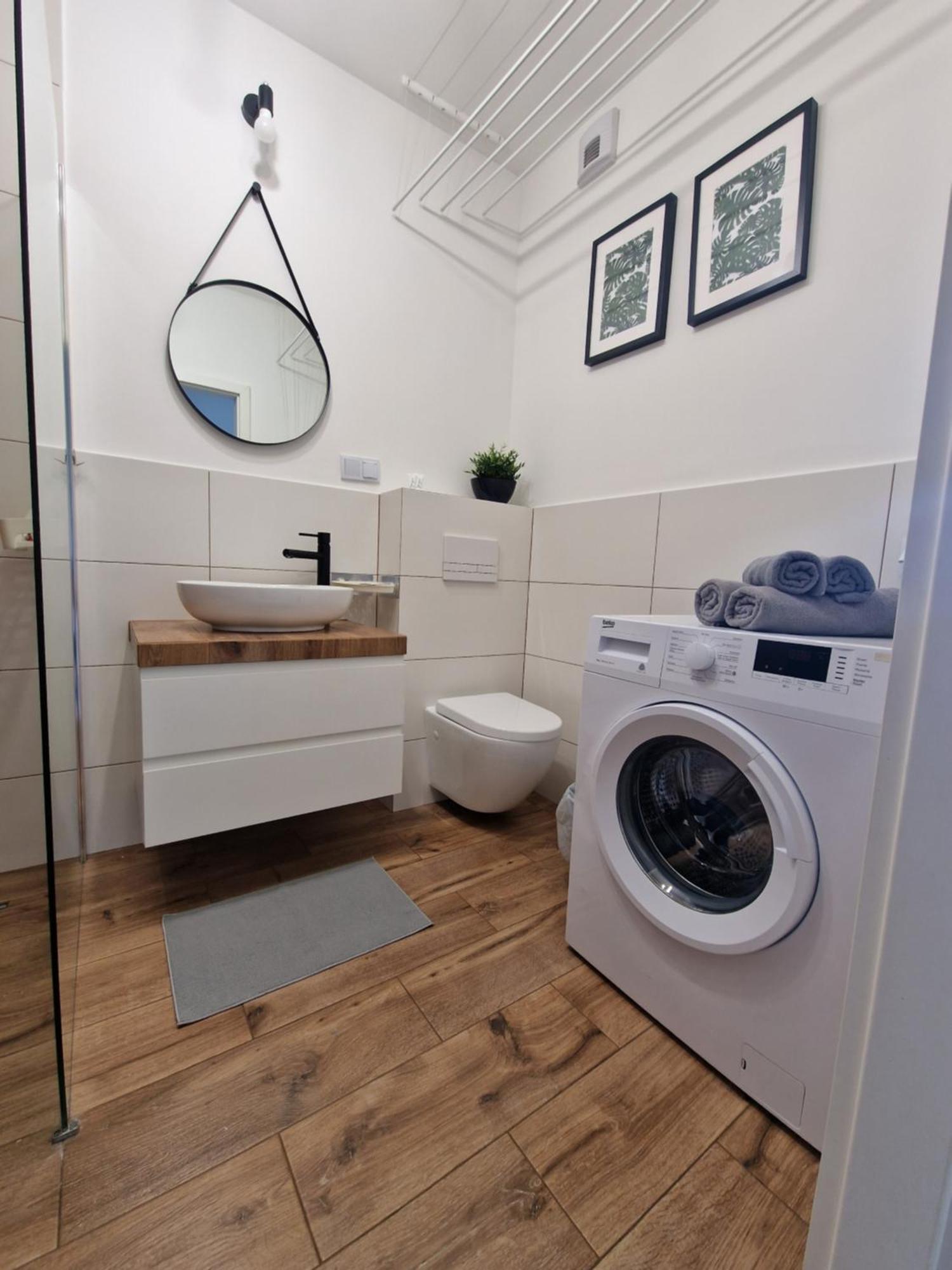 60 - Apartamenty Siedlce - Nowy apartament w centrum przy ul 3 Maja 51a Zewnętrze zdjęcie